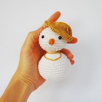 muñeco-de-nieve-amigurumi-dama-de-hielo