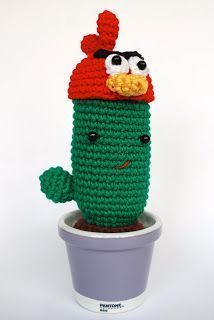 cactus de ganchillo con angry birds
