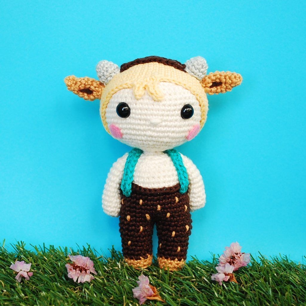 child-fauna-amigurumi-patron