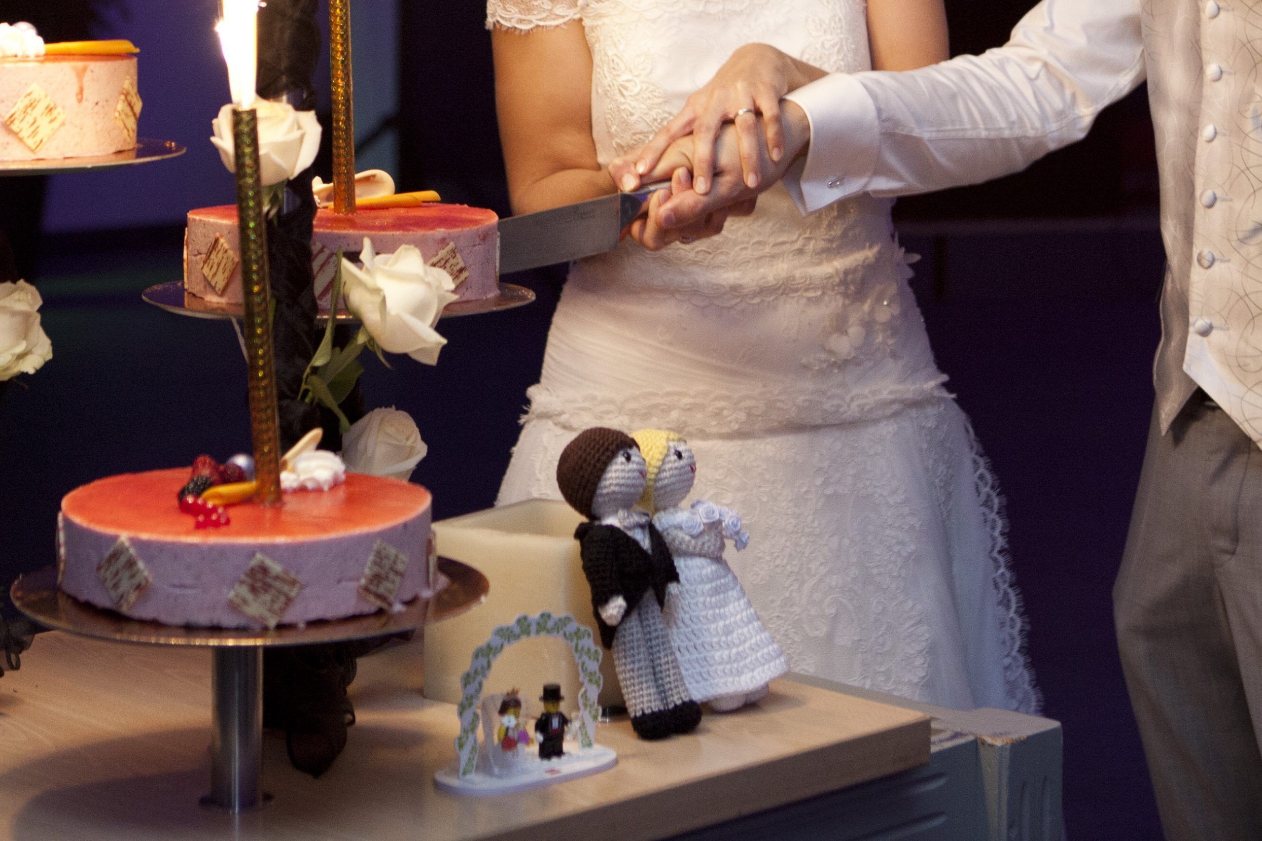 Amigurumi bride and groom for the wedding cake - Image 4