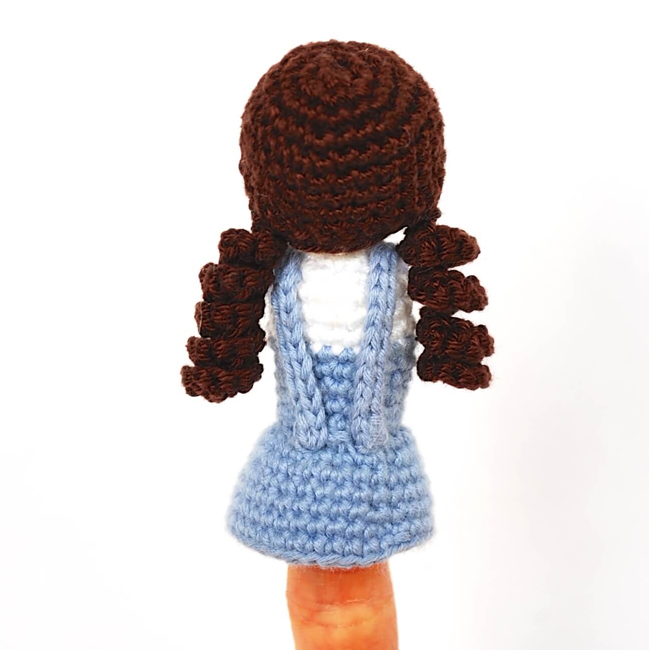 Dorothy-wizard-Oz-crochet-pattern