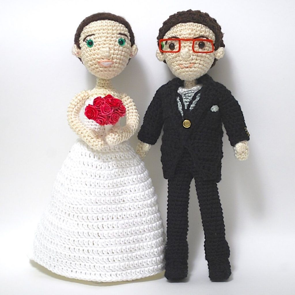 pareja novios peronalizados en amigurumi basado en el libro AmiguruME